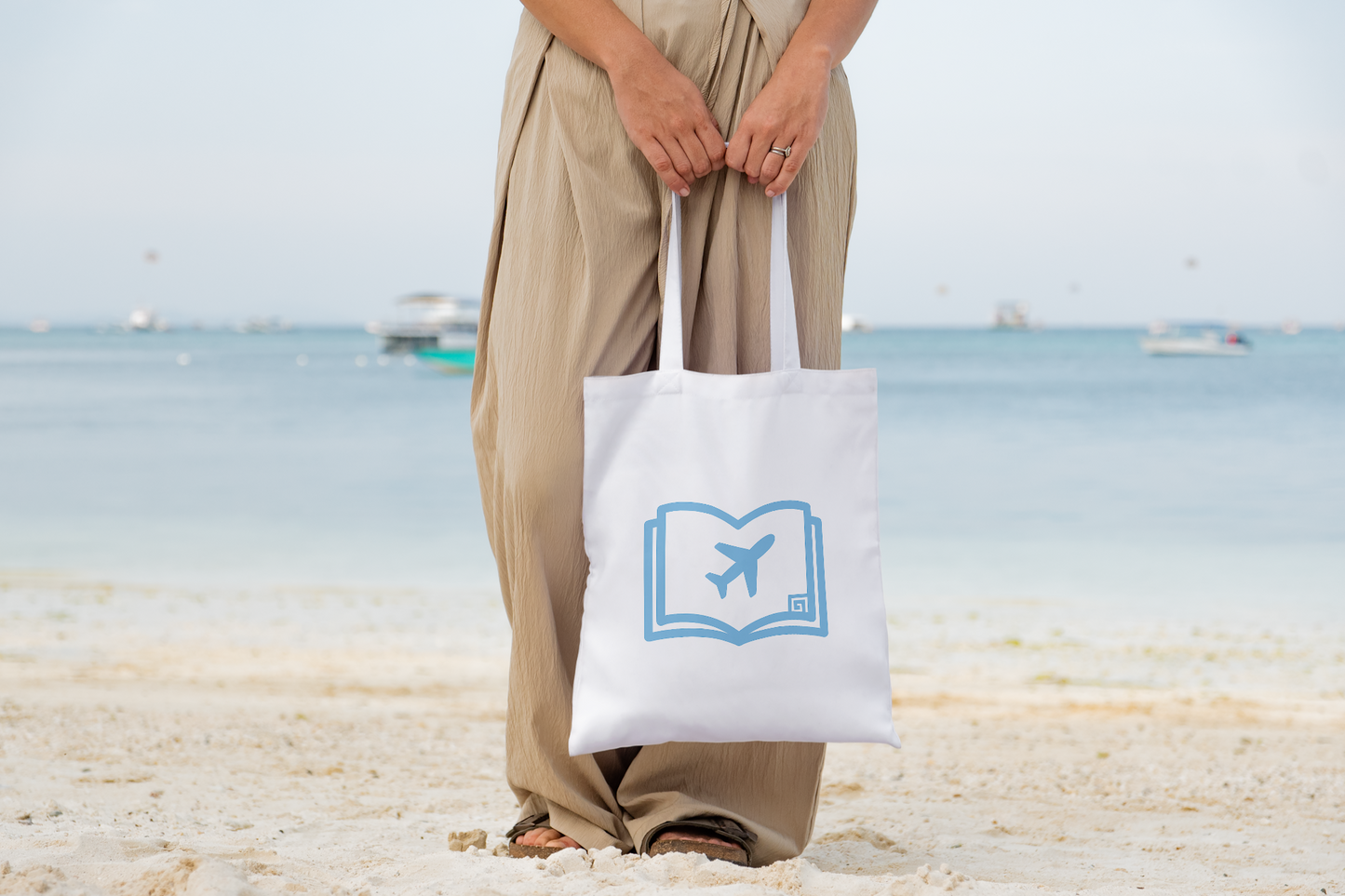 Smooth Travel Company logo tote